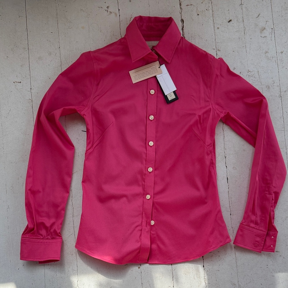 Banana Republic woman’s Bright Pink Non-Iron Dress Shirt